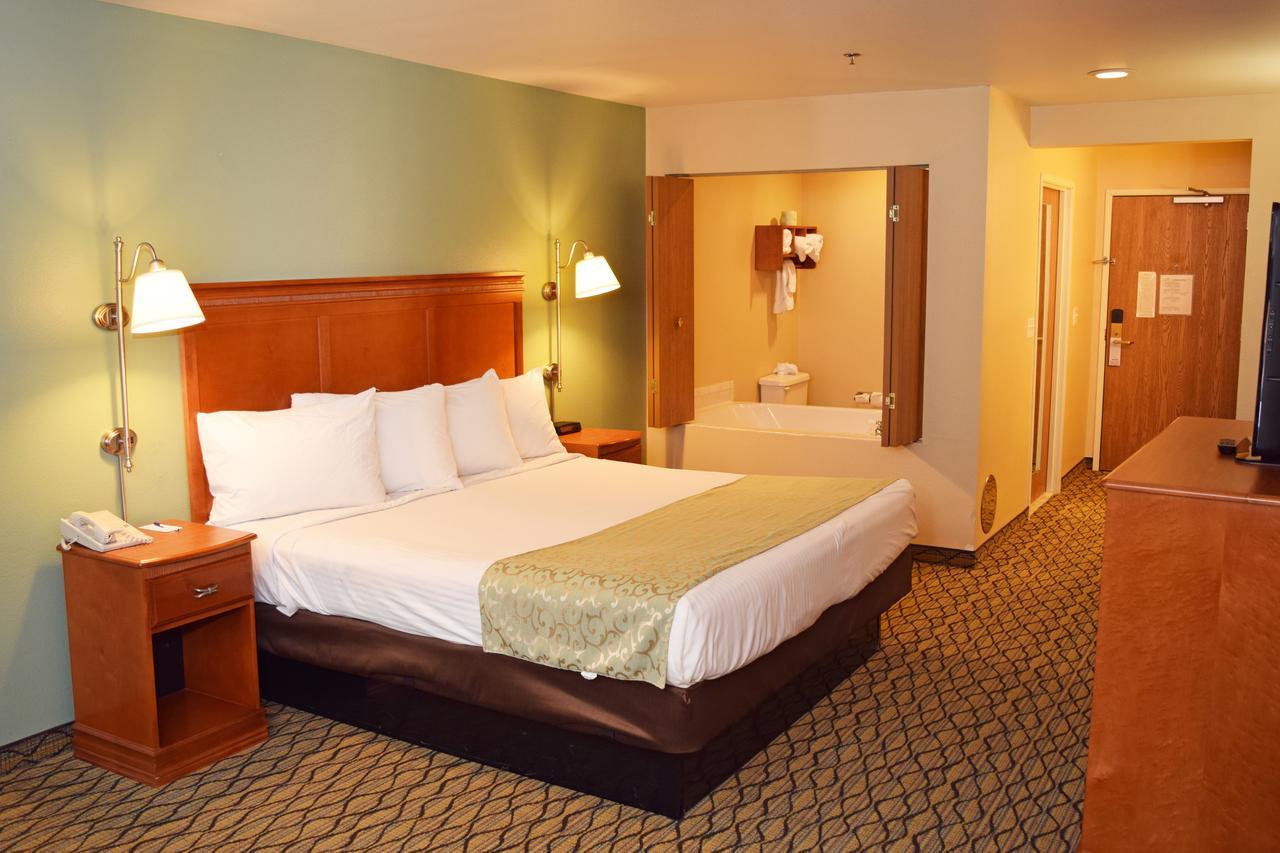 Beachfront Hotel هاوتون ليك المظهر الخارجي الصورة