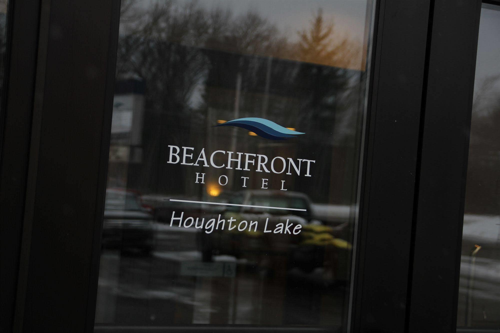 Beachfront Hotel هاوتون ليك المظهر الخارجي الصورة